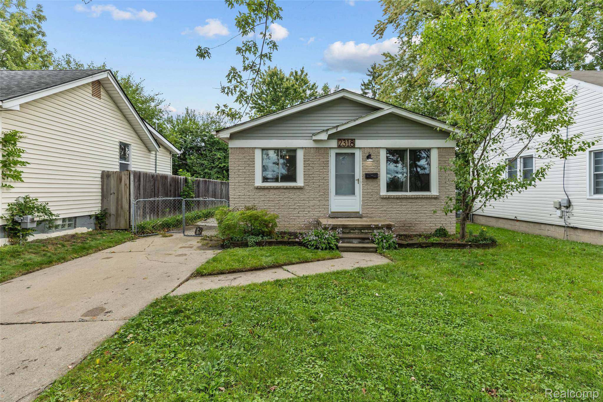 Ferndale, MI 48220,2318 MCDOWELL ST