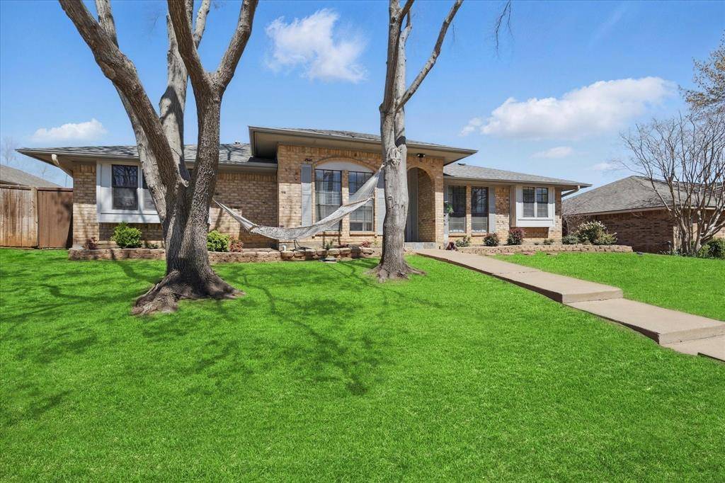 Flower Mound, TX 75028,906 Fairfield Lane