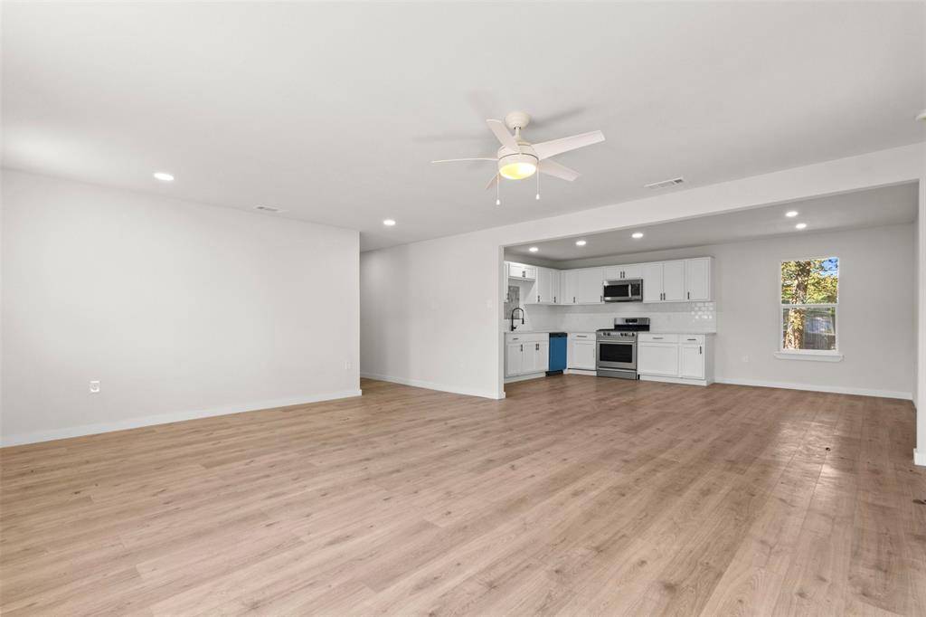 Dallas, TX 75217,9625 Homeplace Drive