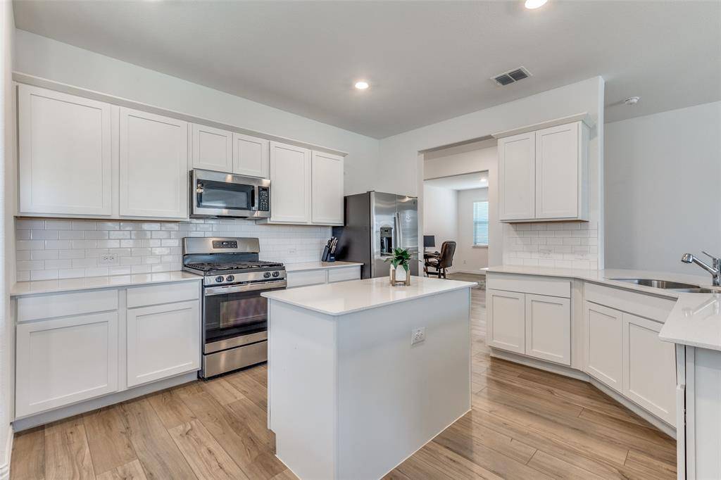 Fort Worth, TX 76179,2536 Goodrich Road