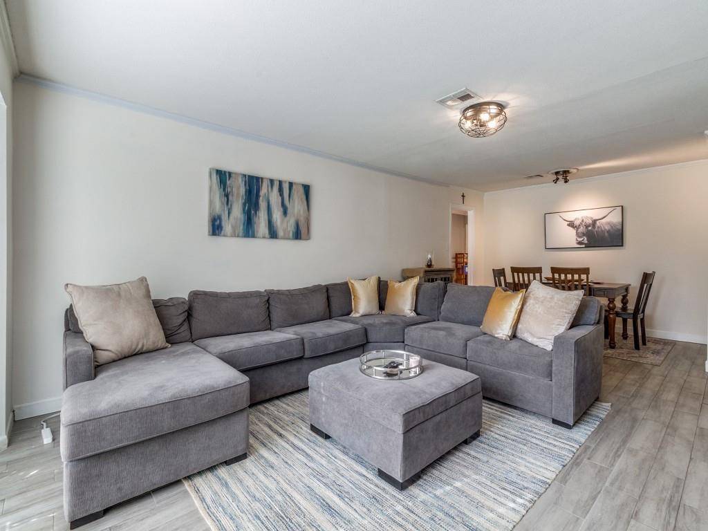 Dallas, TX 75229,3645 Warick Drive