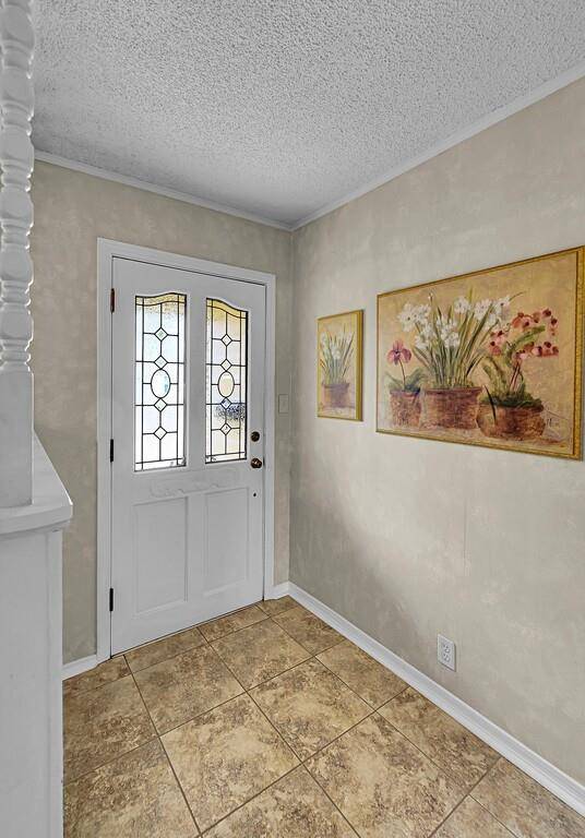 Mcgregor, TX 76657,136 Bowie Street