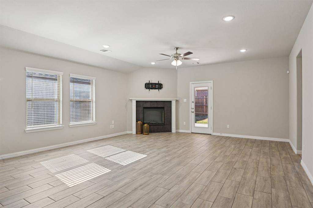 Burleson, TX 76028,1008 Wasatch Court