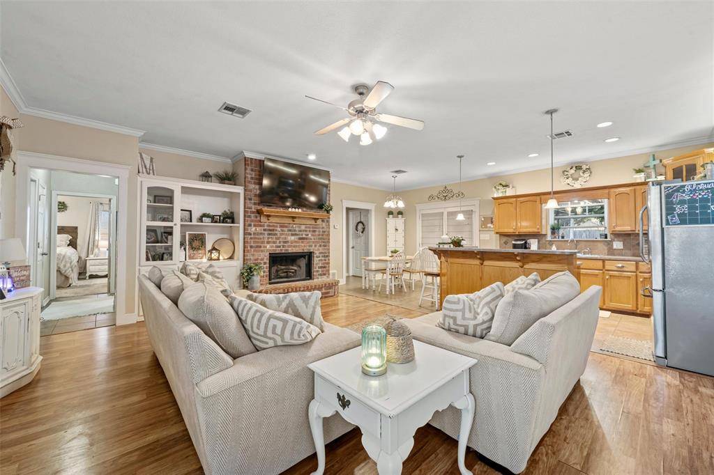 Robinson, TX 76706,104 Flat Creek Drive