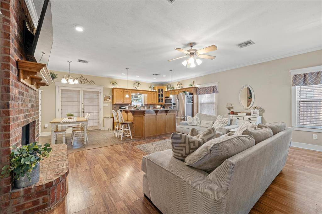 Robinson, TX 76706,104 Flat Creek Drive