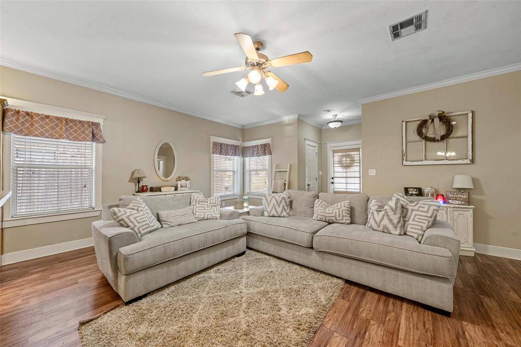 Robinson, TX 76706,104 Flat Creek Drive