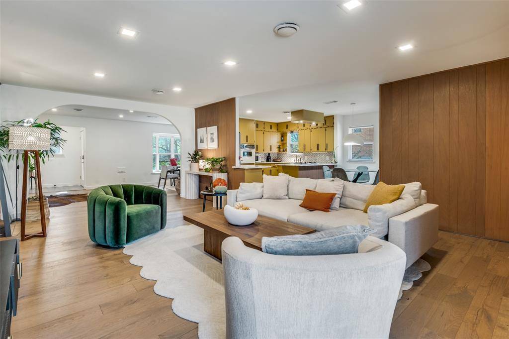 Dallas, TX 75211,2855 S 9th Street