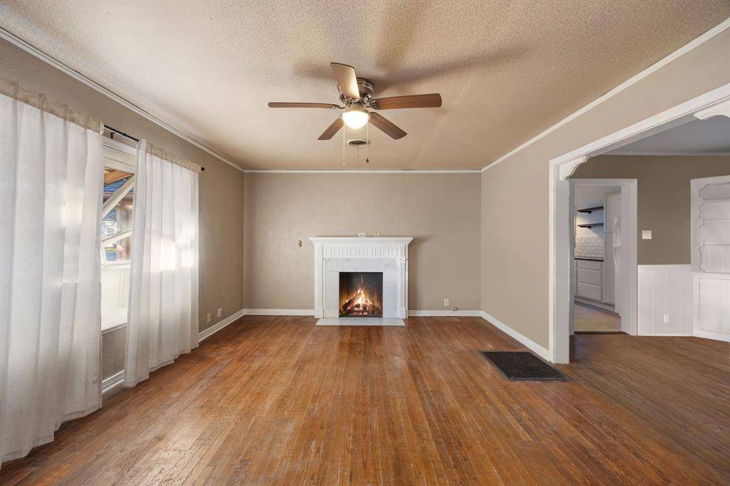 Dallas, TX 75208,806 Buckalew Street