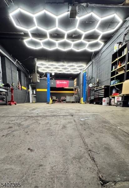 Hawthorne Boro, NJ 07506,128 N 8Th St