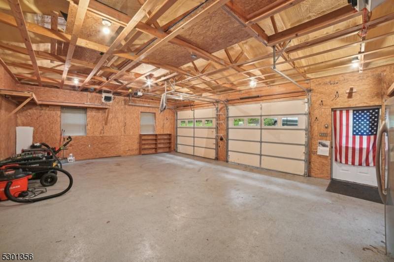 Hopatcong Boro, NJ 07821,129 Camp Trl