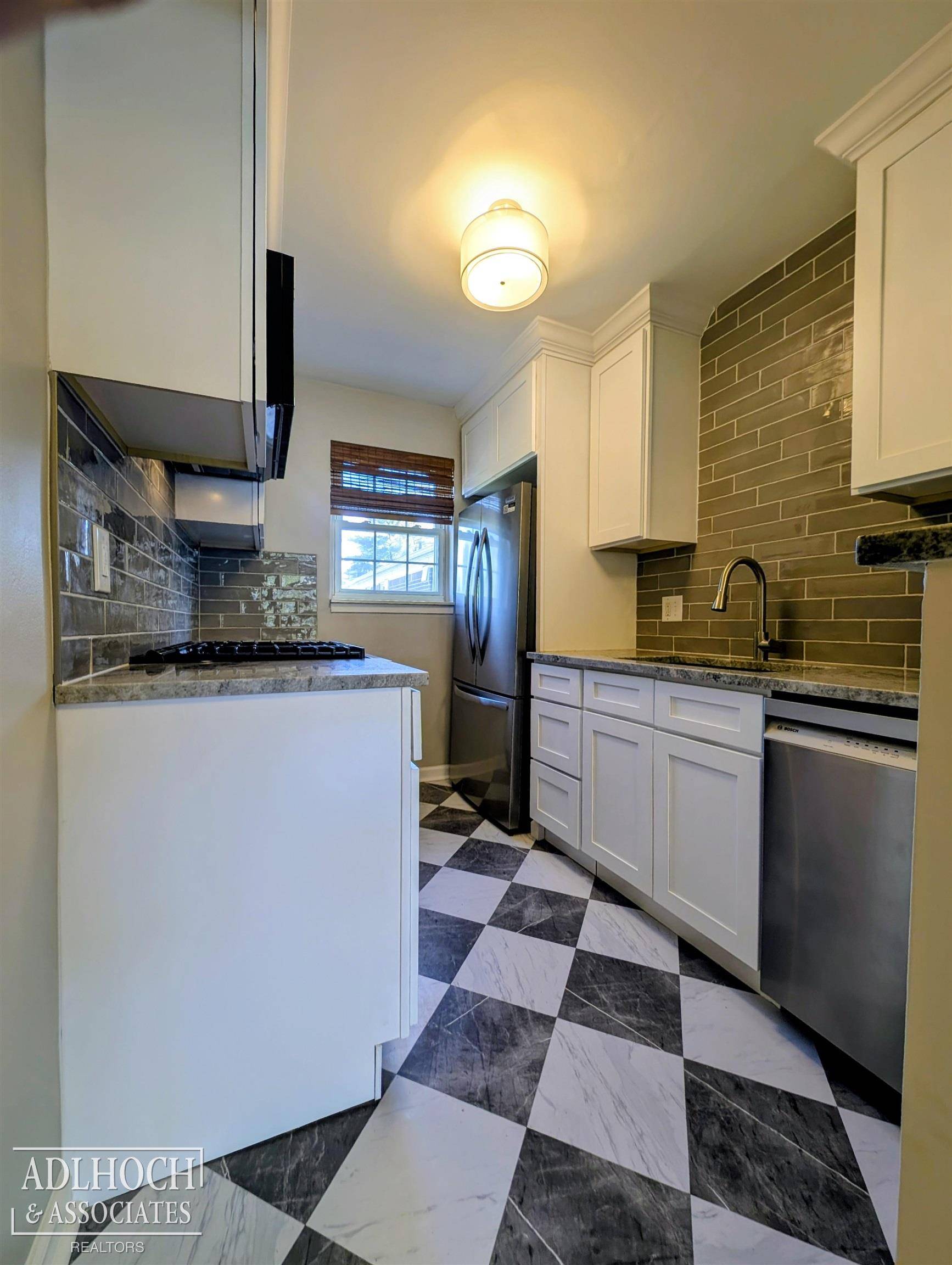 Saint Clair Shores, MI 48080,22852 Allen CT