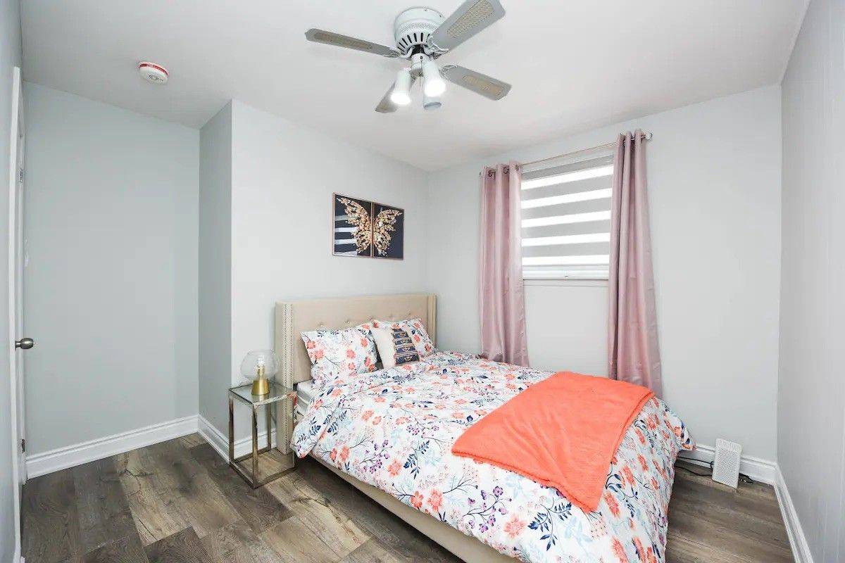 Brampton, ON L6Y 1X1,13 Armbro AVE