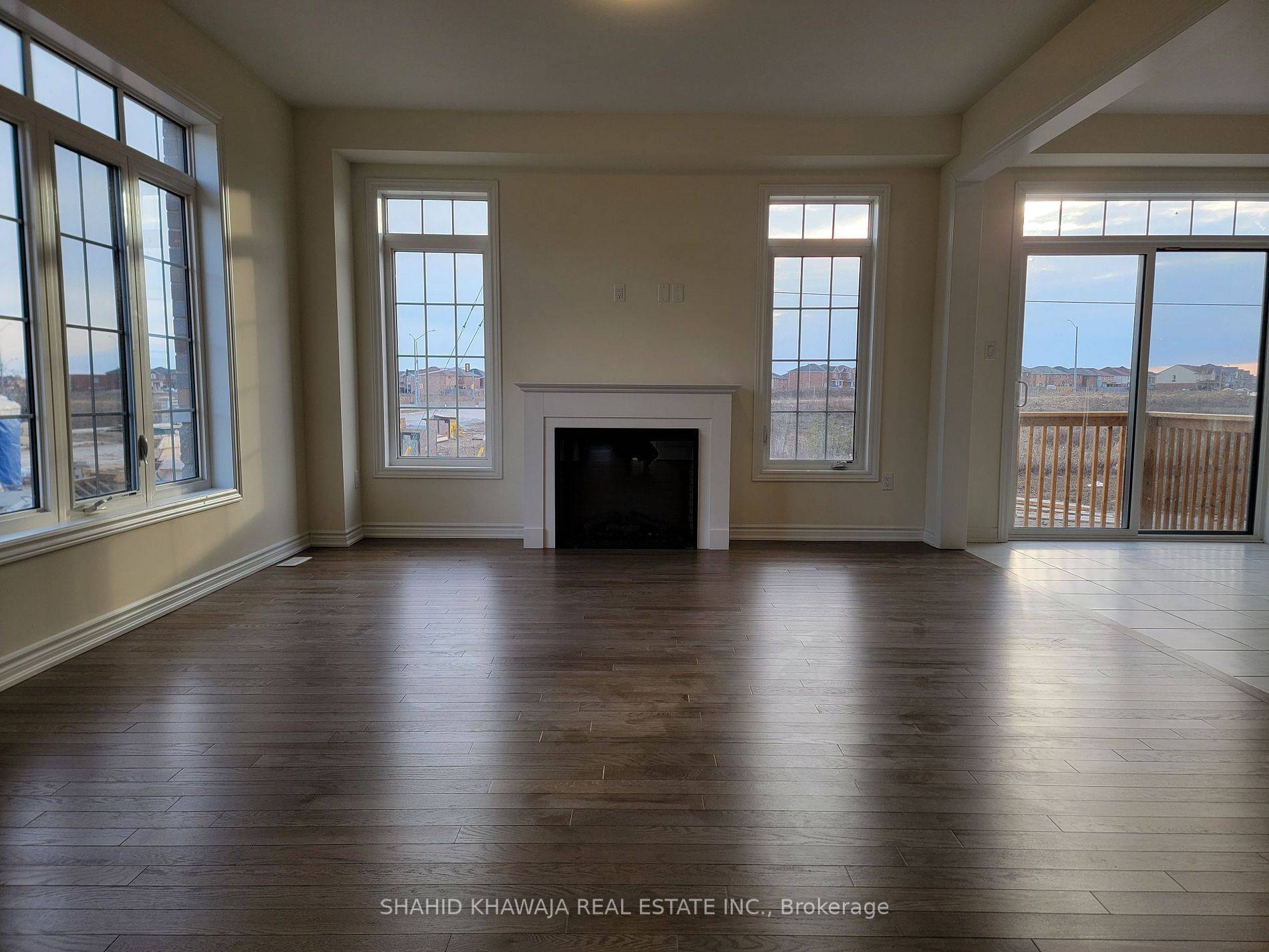 Brampton, ON L6X 0K7,322 Valleyway DR