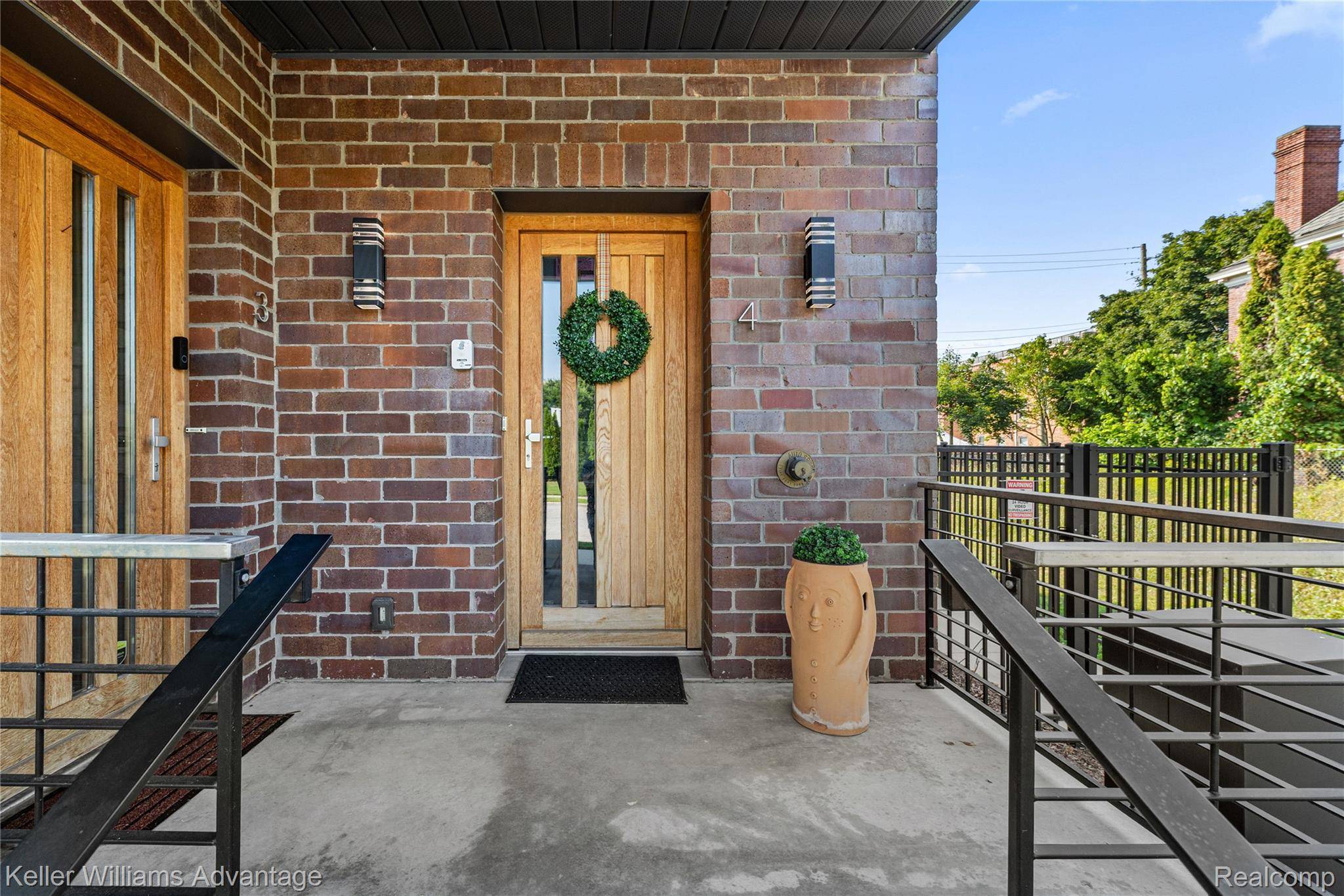 Detroit, MI 48201,284 Eliot ST