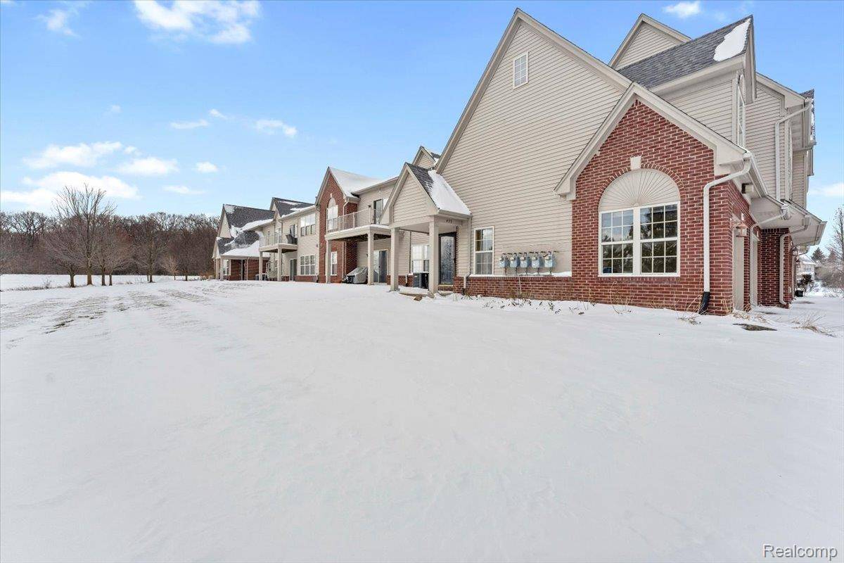 Ann Arbor, MI 48108,495 Addington LN