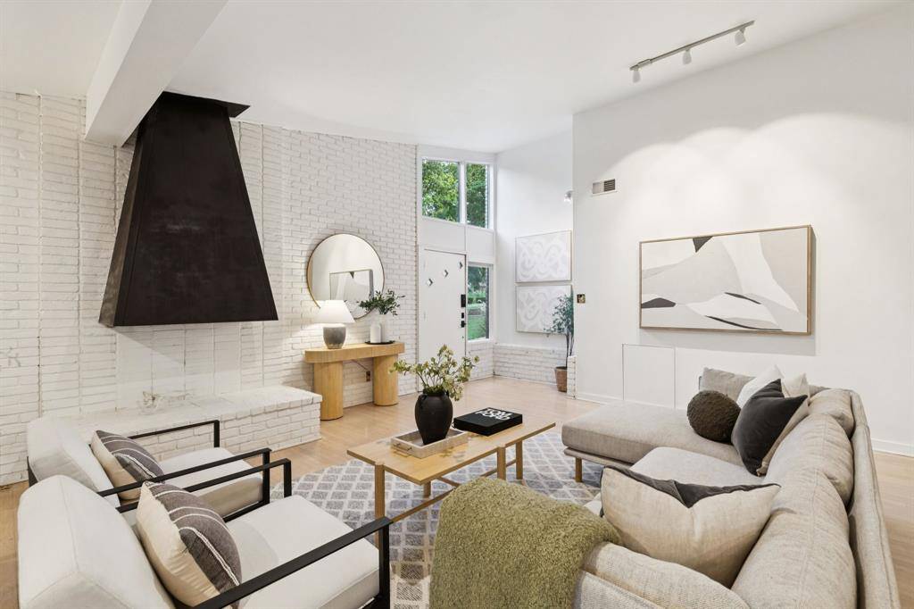 Dallas, TX 75211,2849 Claudette Avenue