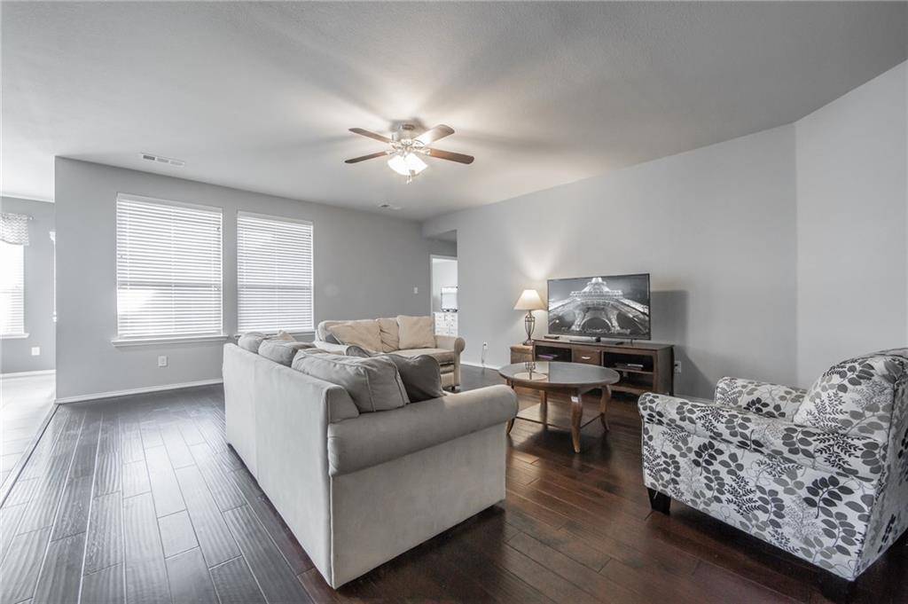 Little Elm, TX 75068,1101 Roadrunner Drive