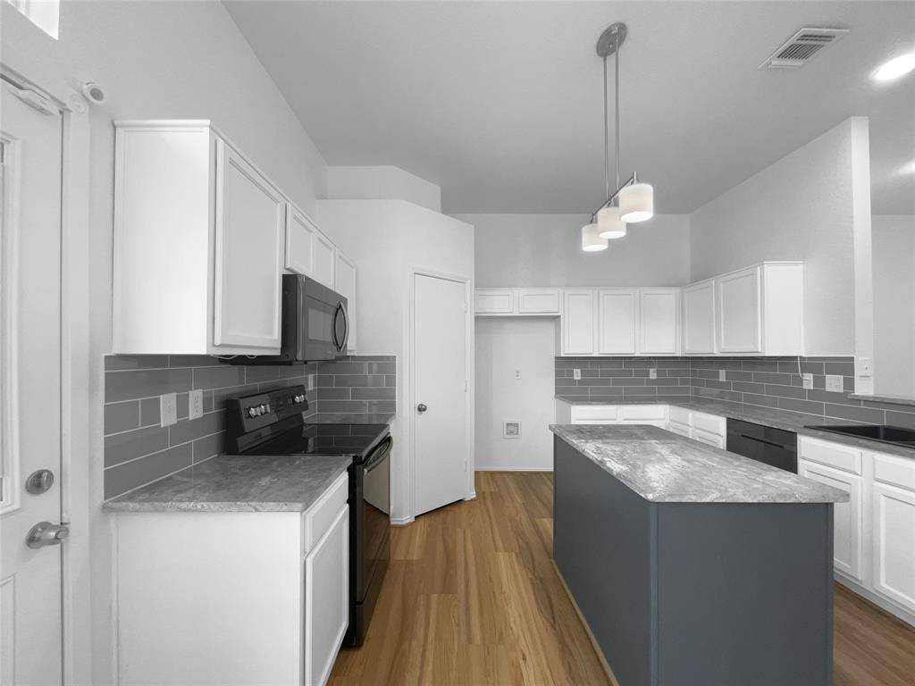 Rhome, TX 76078,104 Crown Drive