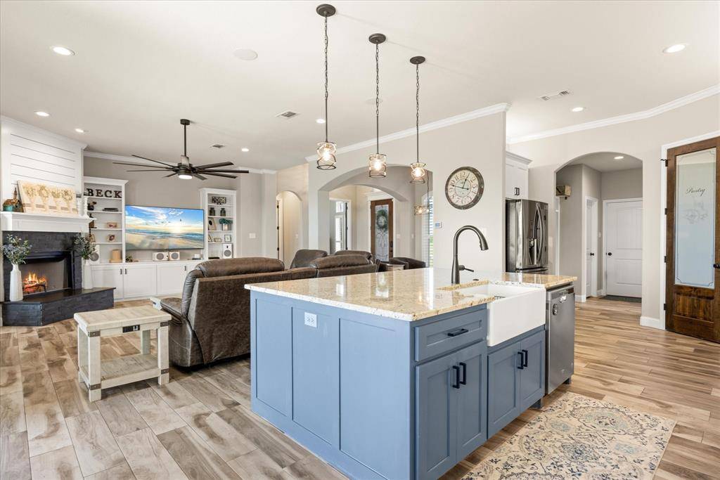 Weatherford, TX 76088,2141 Vanderbilt Drive