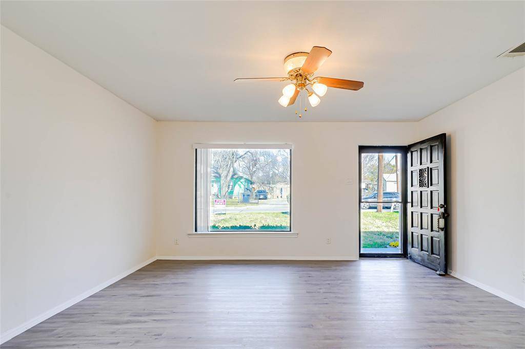 Dallas, TX 75235,7721 Mohawk Drive