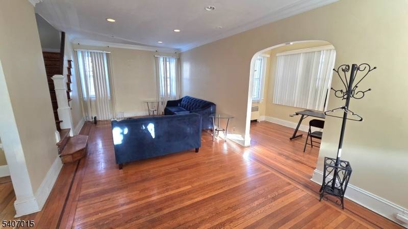 Newark City, NJ 07112,151 Keer Ave