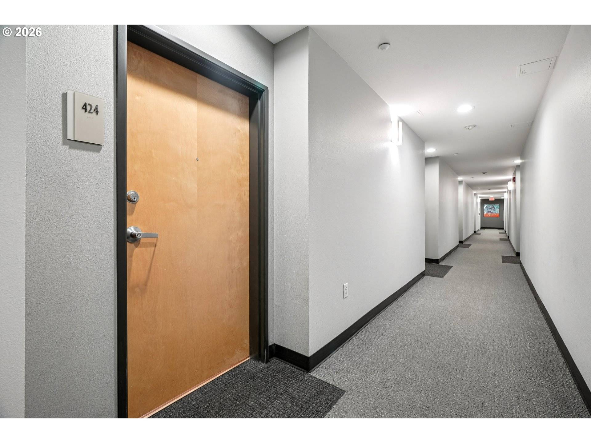 Portland, OR 97209,1125 NW 9TH AVE #424