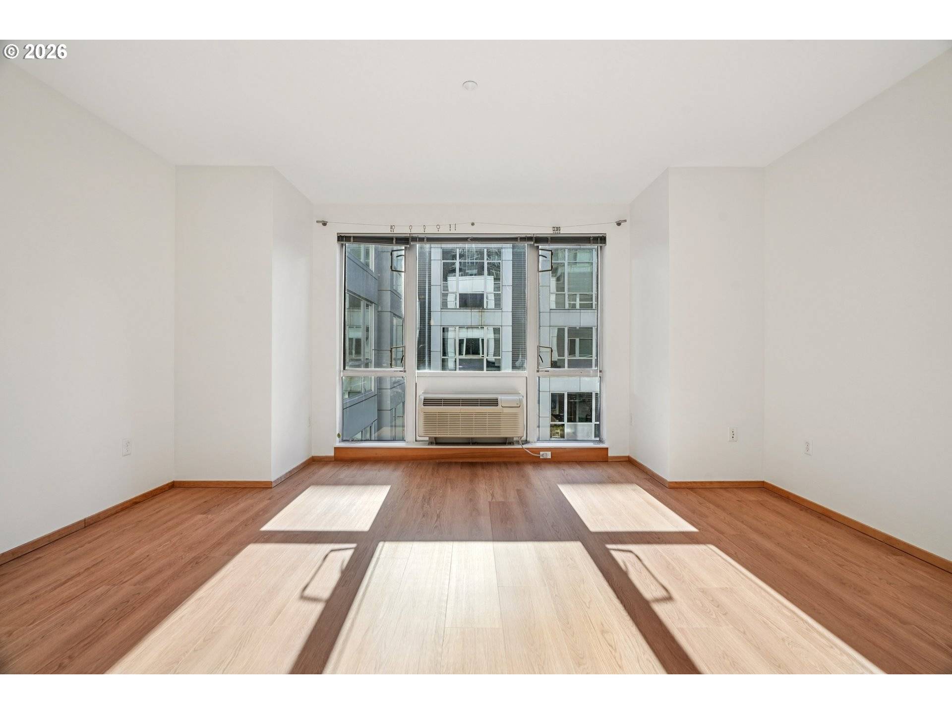 Portland, OR 97209,1125 NW 9TH AVE #424