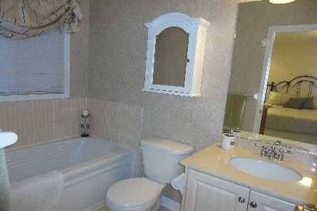 Toronto E04, ON M1L 0B4,59 Wilkes CRES