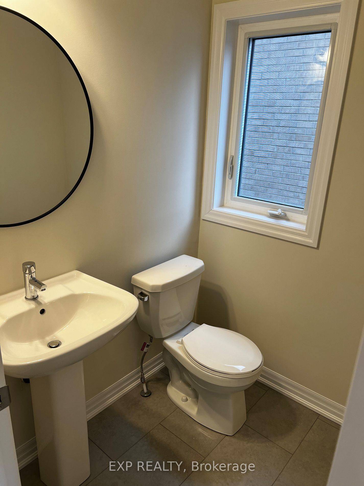 Clarington, ON L1B 0W6,162 Flood AVE