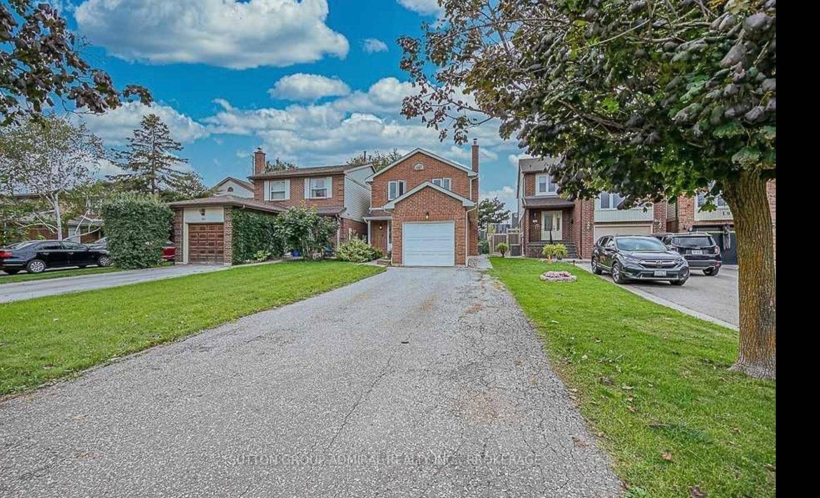 Richmond Hill, ON L4C 5N9,193 Stephen ST #Basement