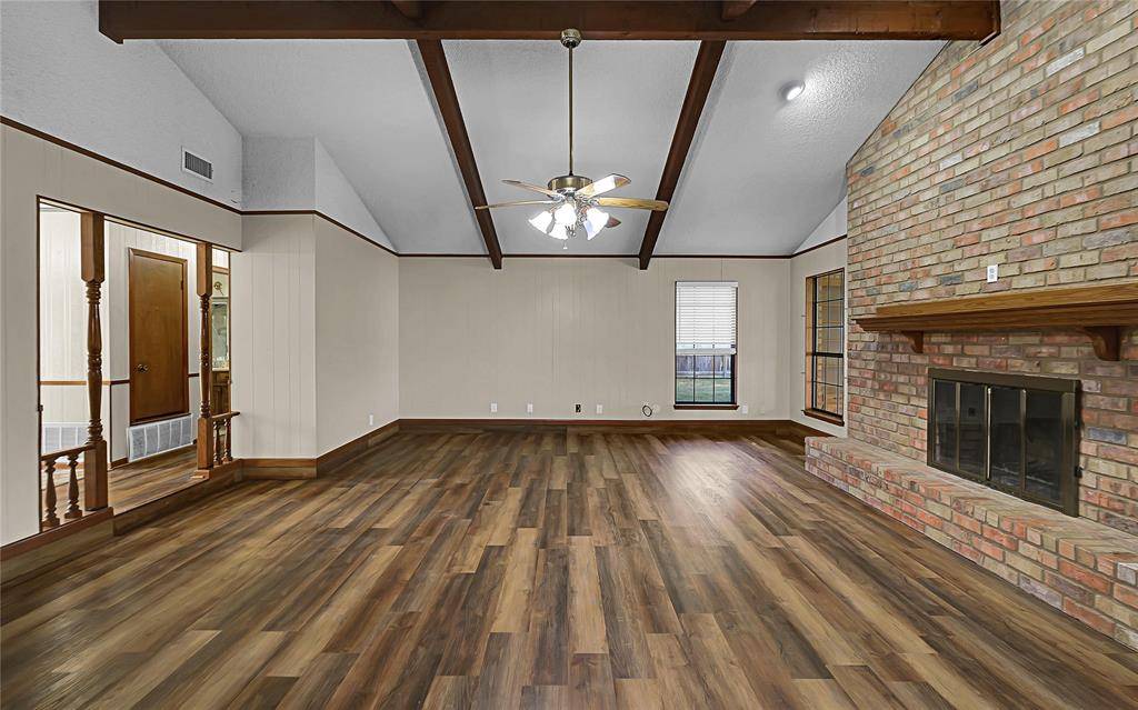 Hewitt, TX 76643,210 Chelsea Drive