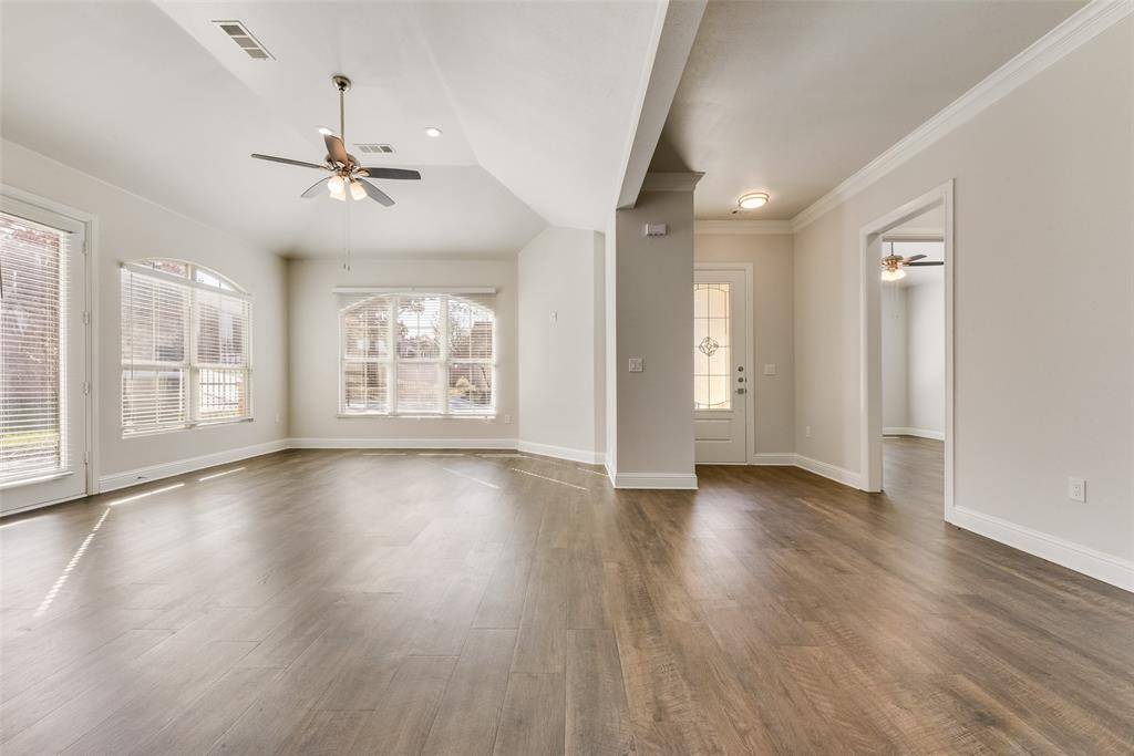 Fort Worth, TX 76120,8841 Creek Run Road #403