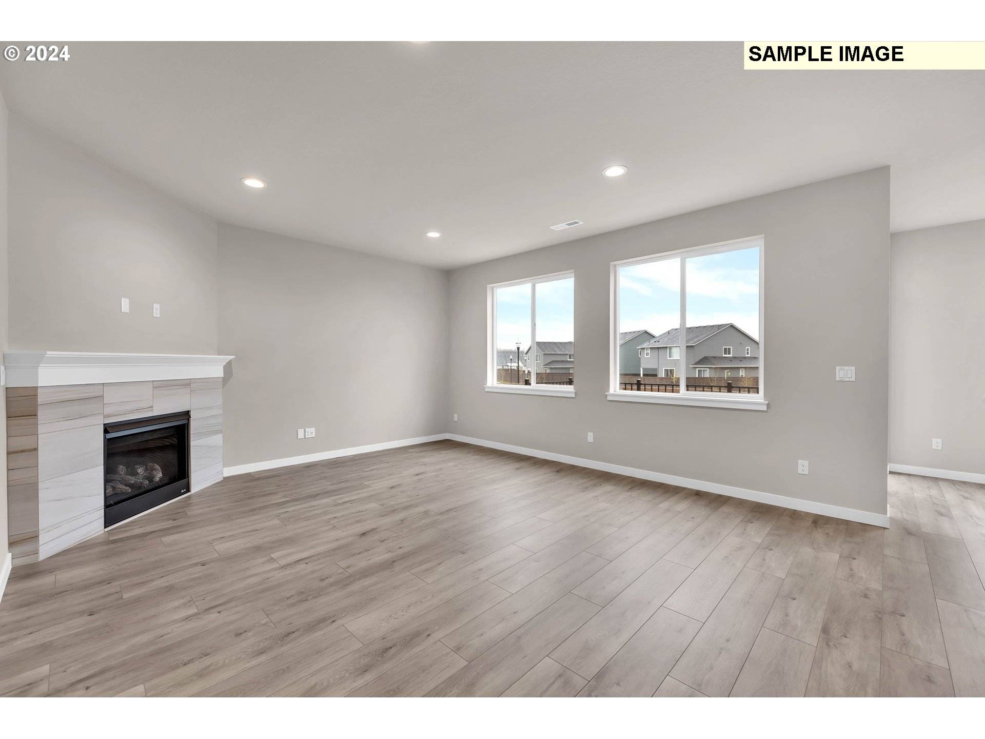 2829 NE Claire RD #209, Estacada, OR 97023