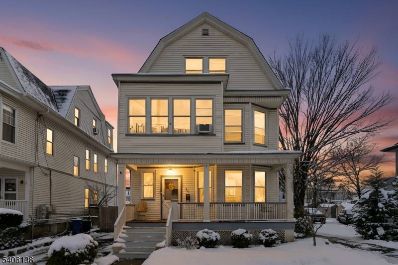 West Orange Twp., NJ 07052,54 Riggs Pl