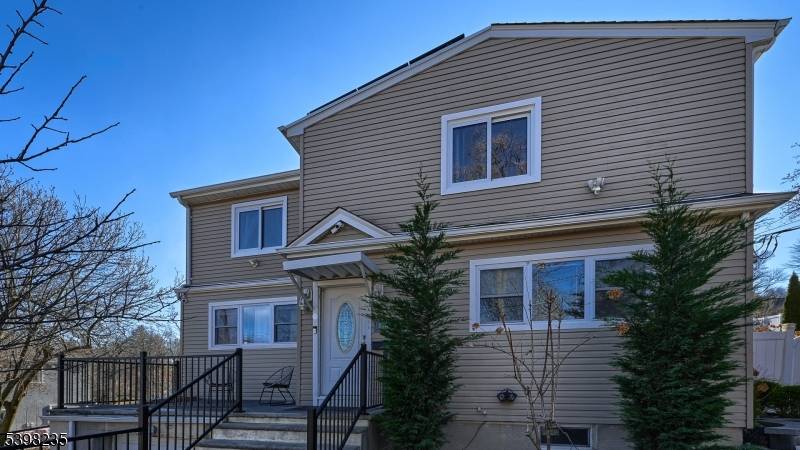 Haledon Boro, NJ 07508,224 Pompton Rd