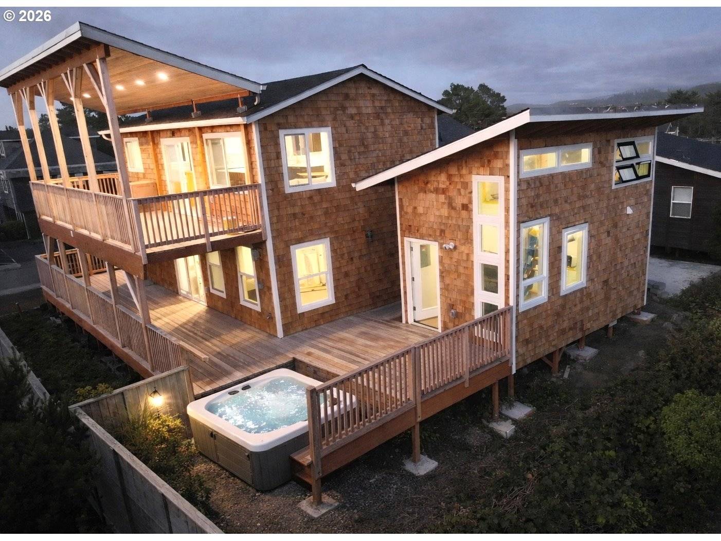 Seaside, OR 97138,135 6TH AVE