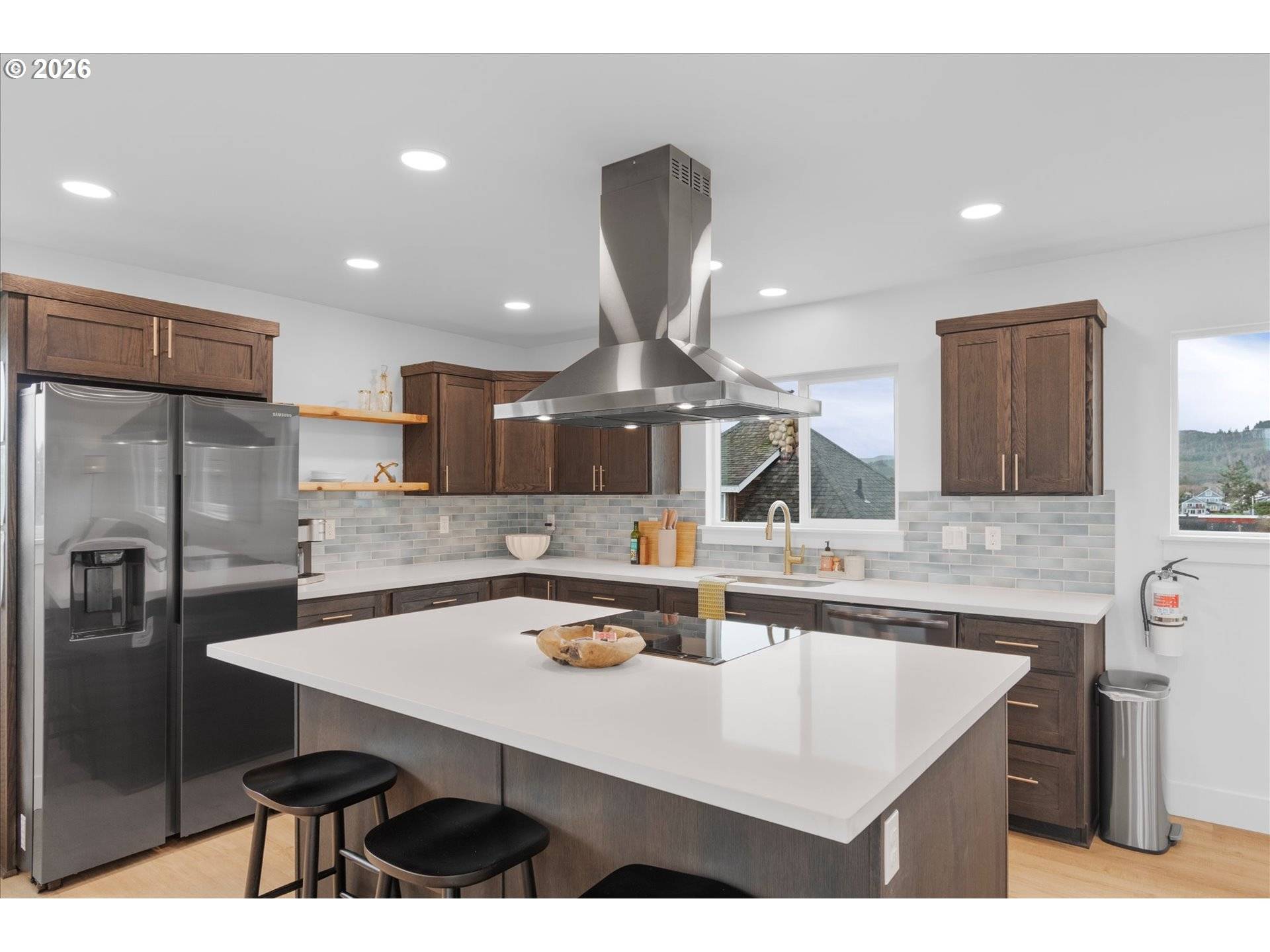 Seaside, OR 97138,135 6TH AVE