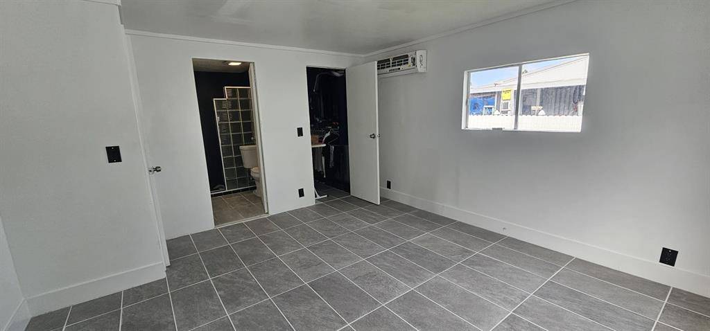 Pembroke Pines, FL 33029,21511 NW 3rd St