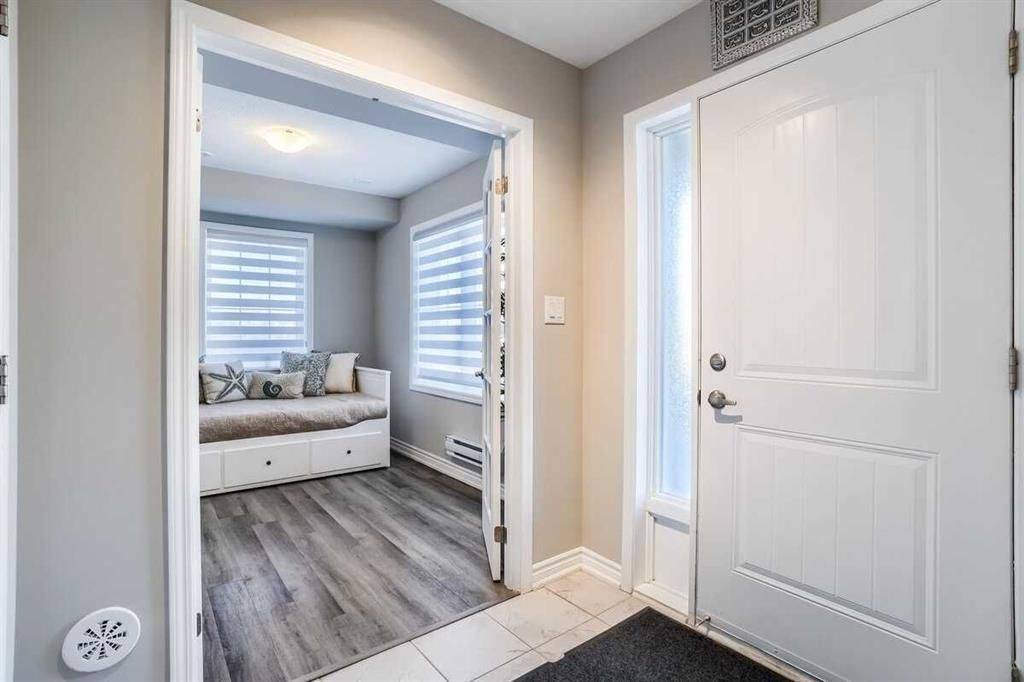 Milton, ON L9E 1S9,975 Whitlock AVE