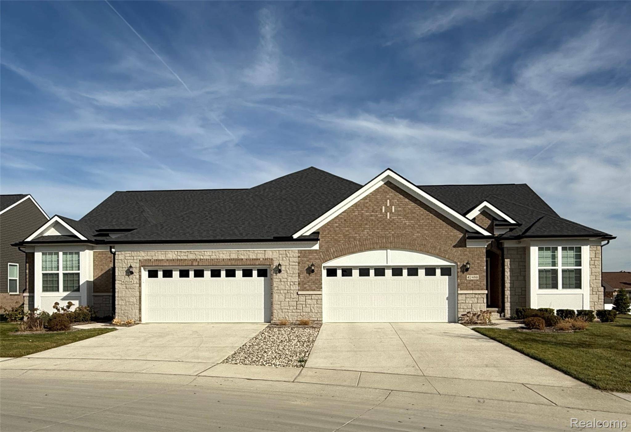 Shelby, MI 48315,55769 Oak Pointe DR