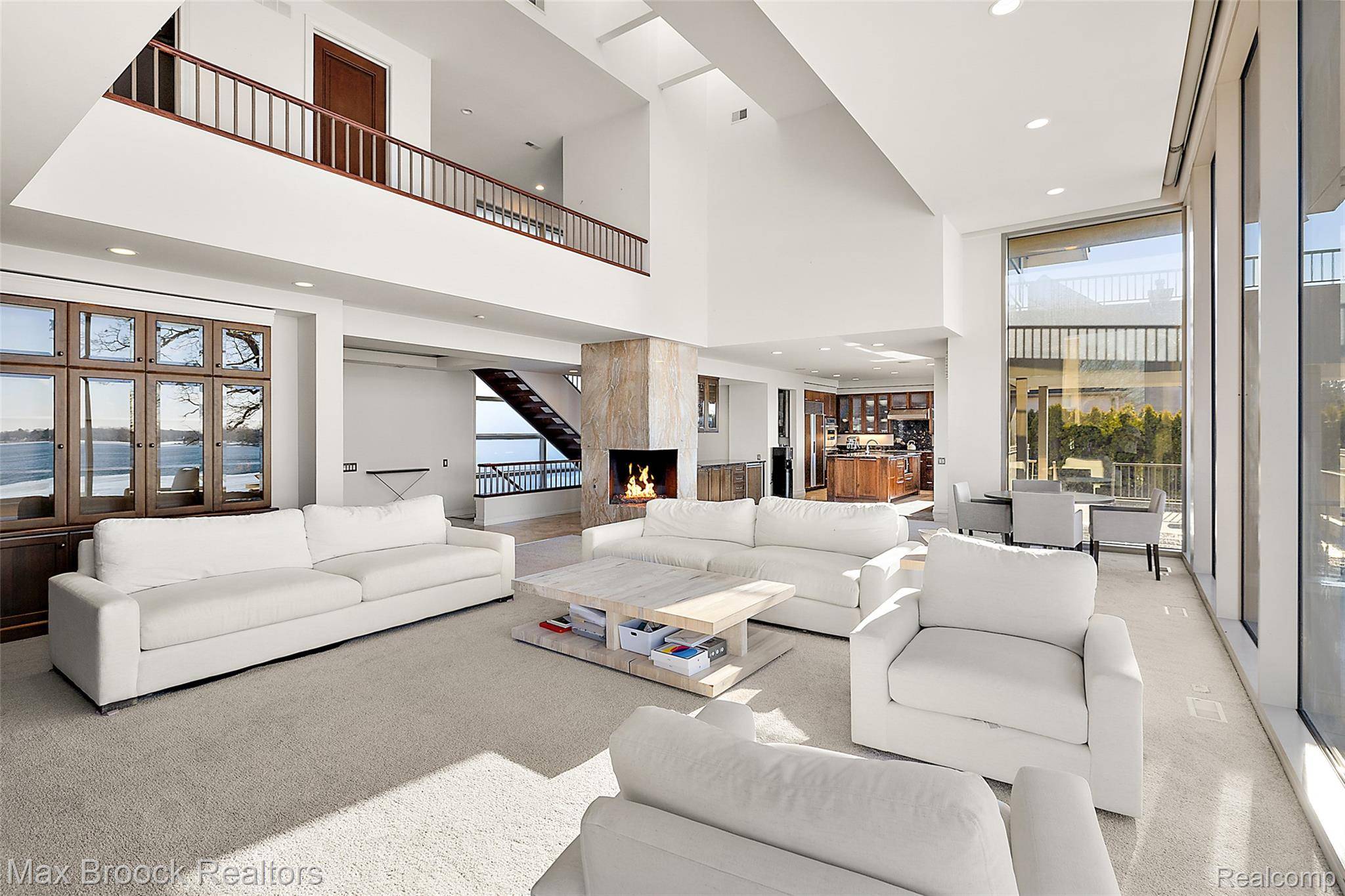 West Bloomfield, MI 48323,3468 Pine Estates DR