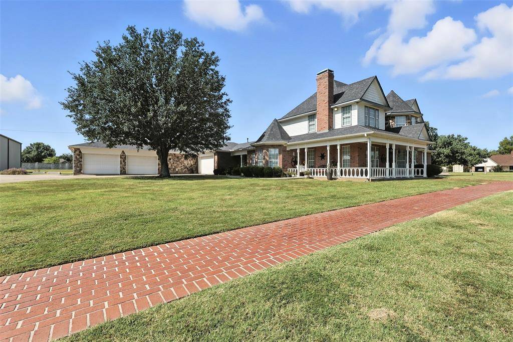 Sulphur Springs, TX 75482,902 Booker Street