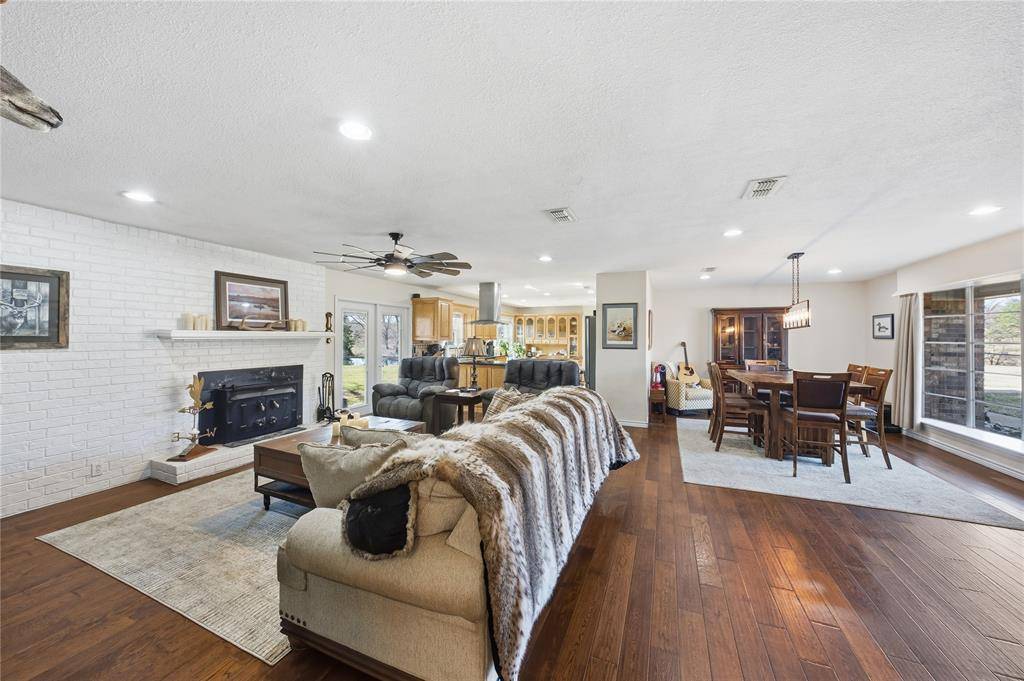 Palestine, TX 75803,3662 ACR 359