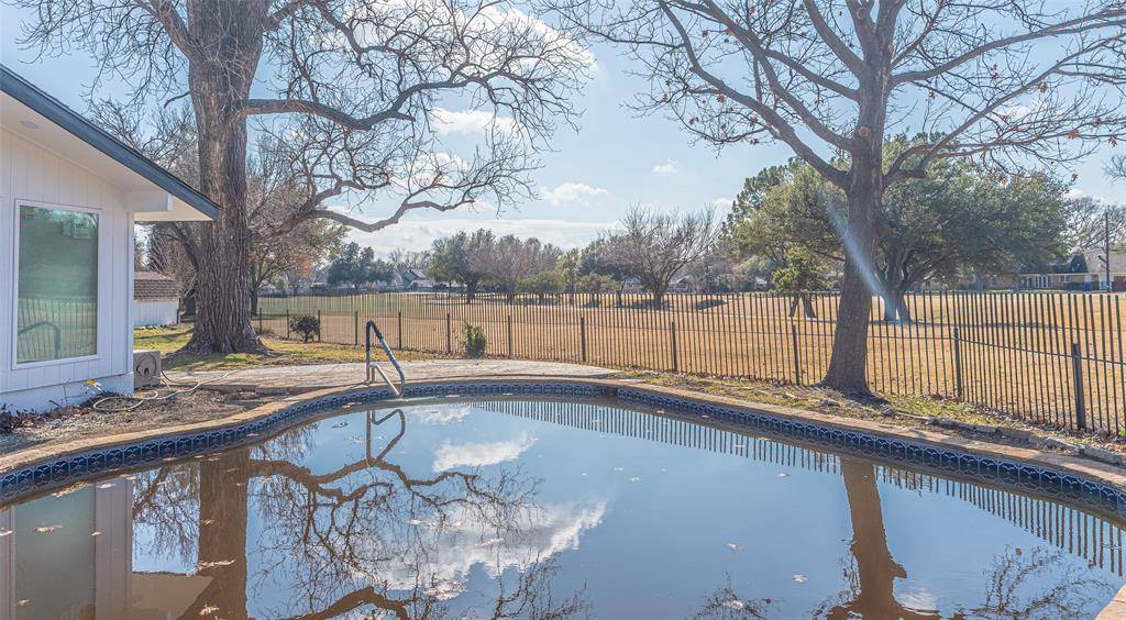 Farmers Branch, TX 75234,3640 Brookhaven Club Drive