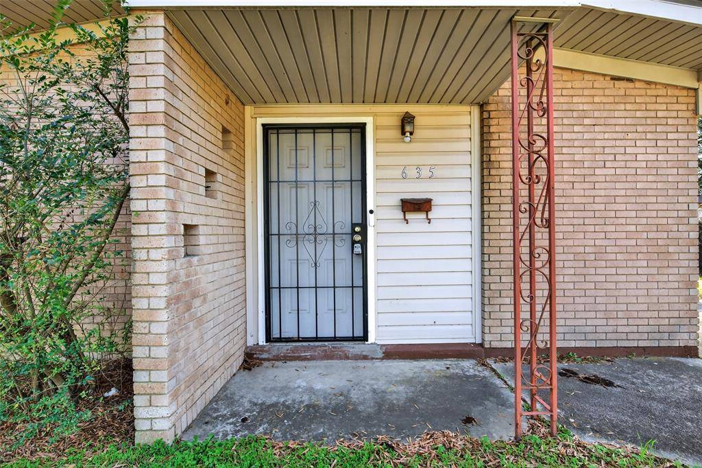 Shreveport, LA 71106,635 Browning Street