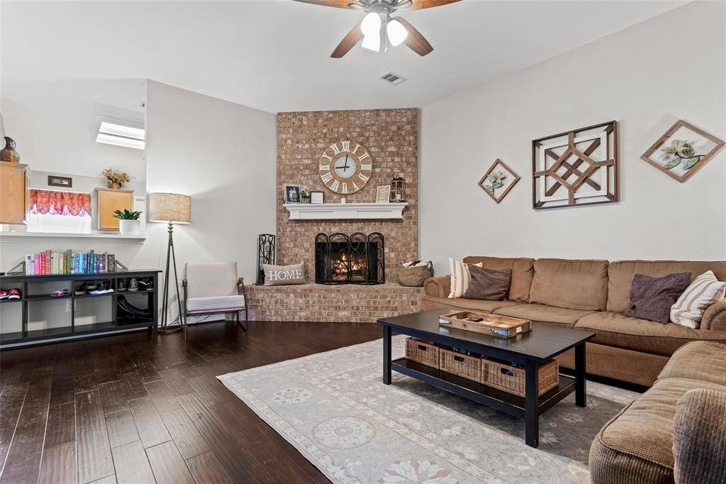 Wylie, TX 75098,706 Gateway Bend