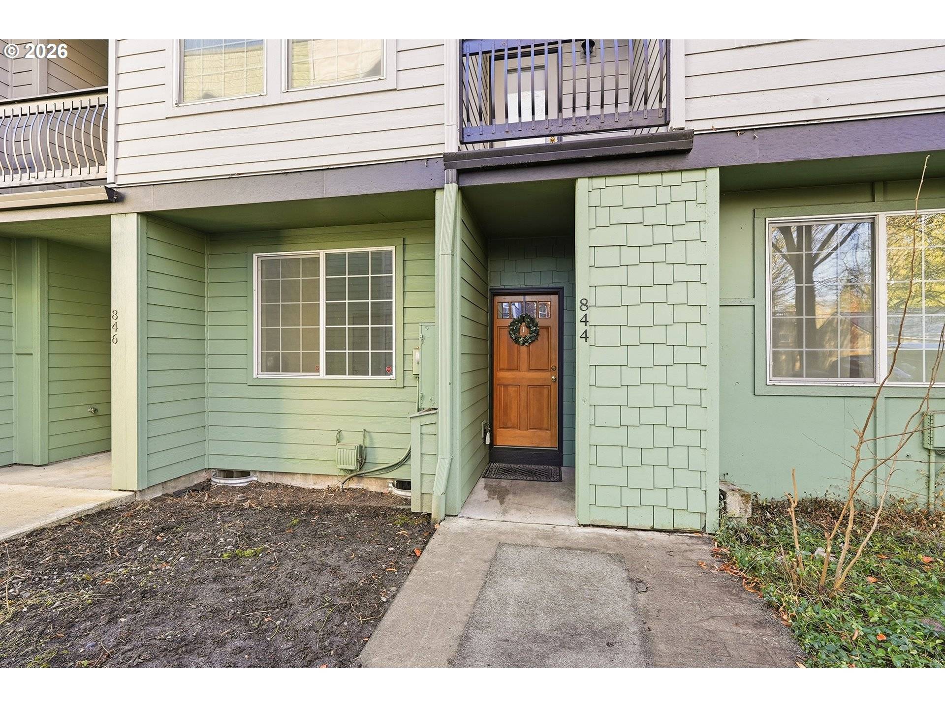 Hillsboro, OR 97123,844 SE WOODROW LN