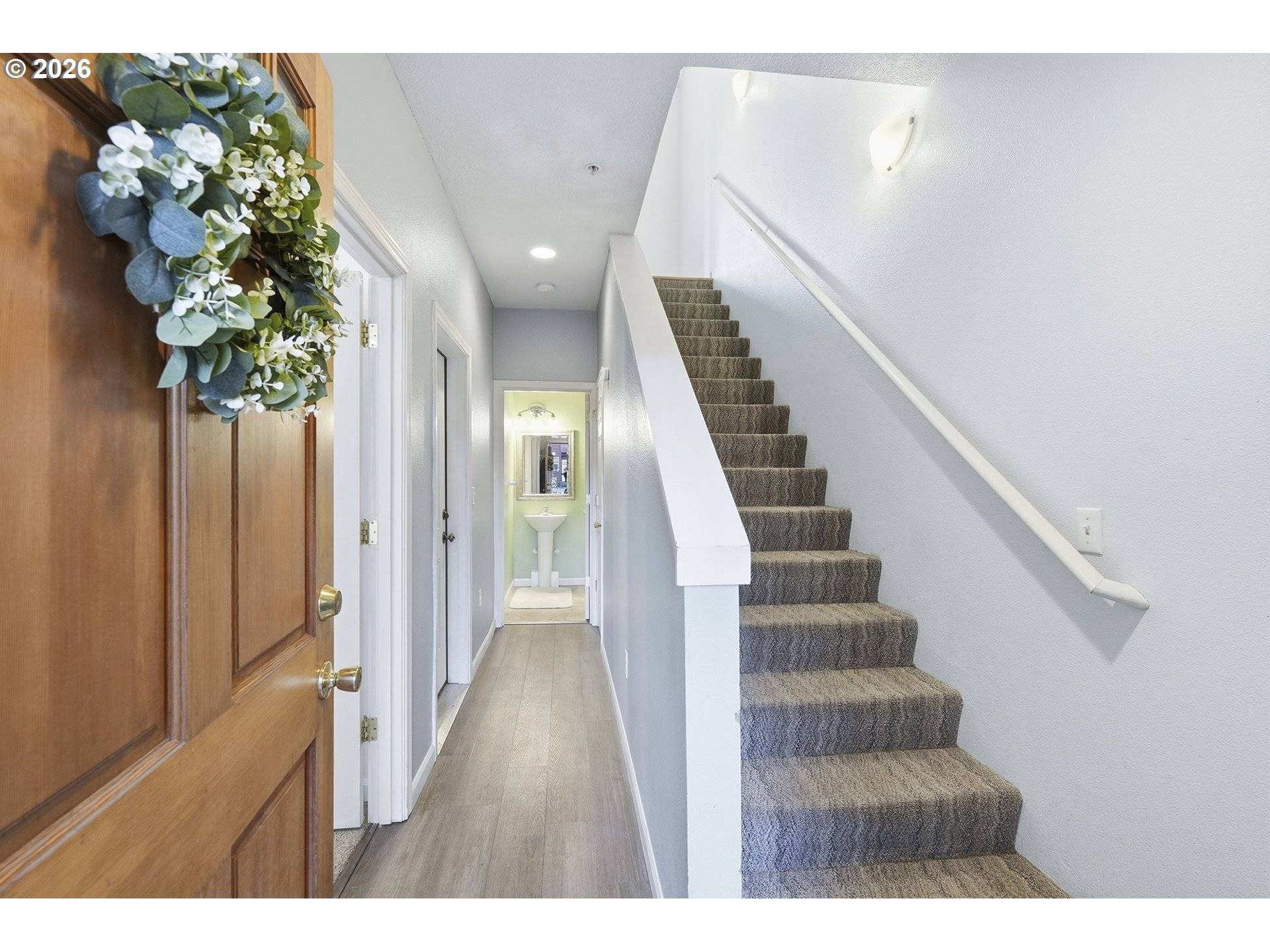 Hillsboro, OR 97123,844 SE WOODROW LN