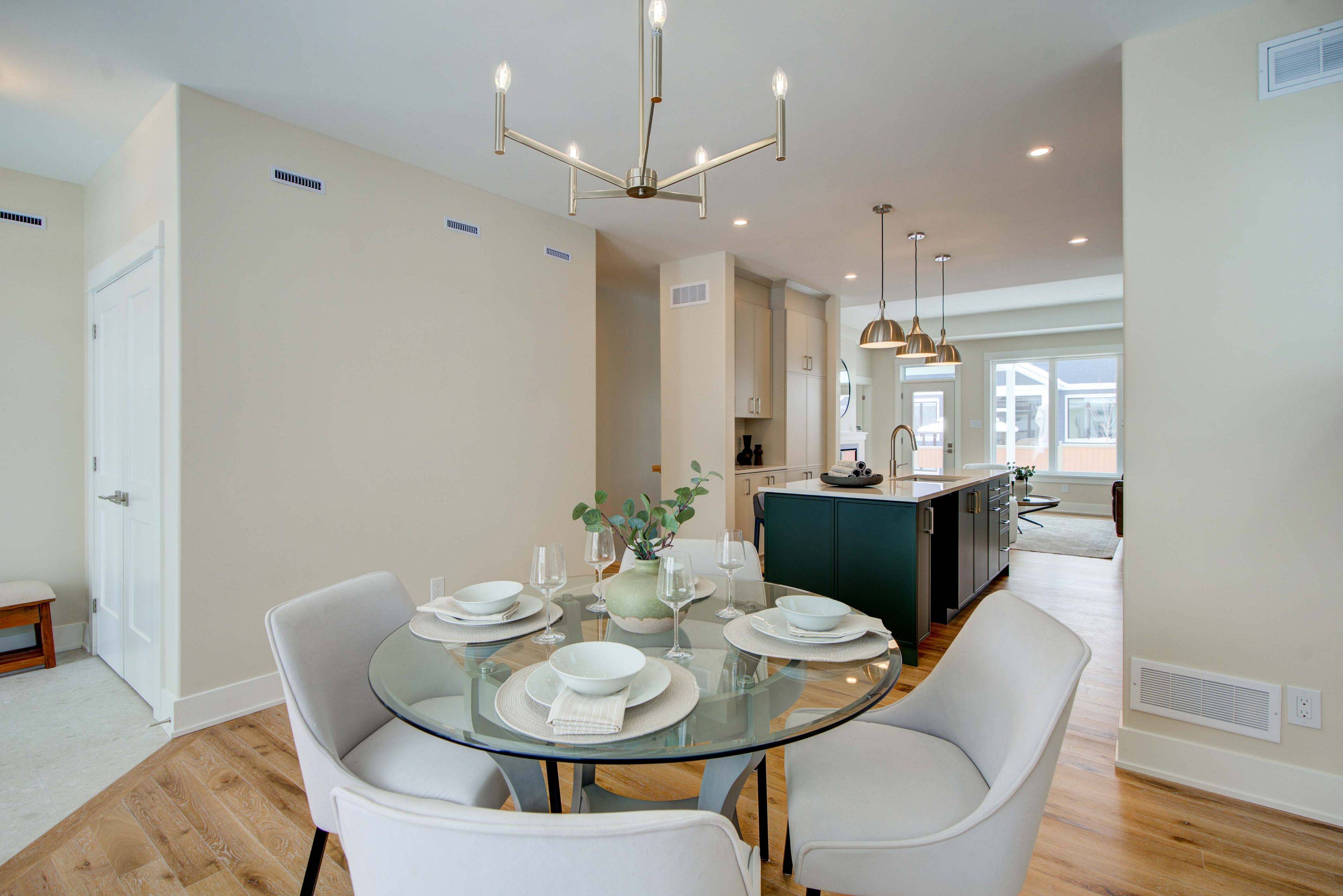 Westport, ON K0G 1X0,122 Shelter Cove DR