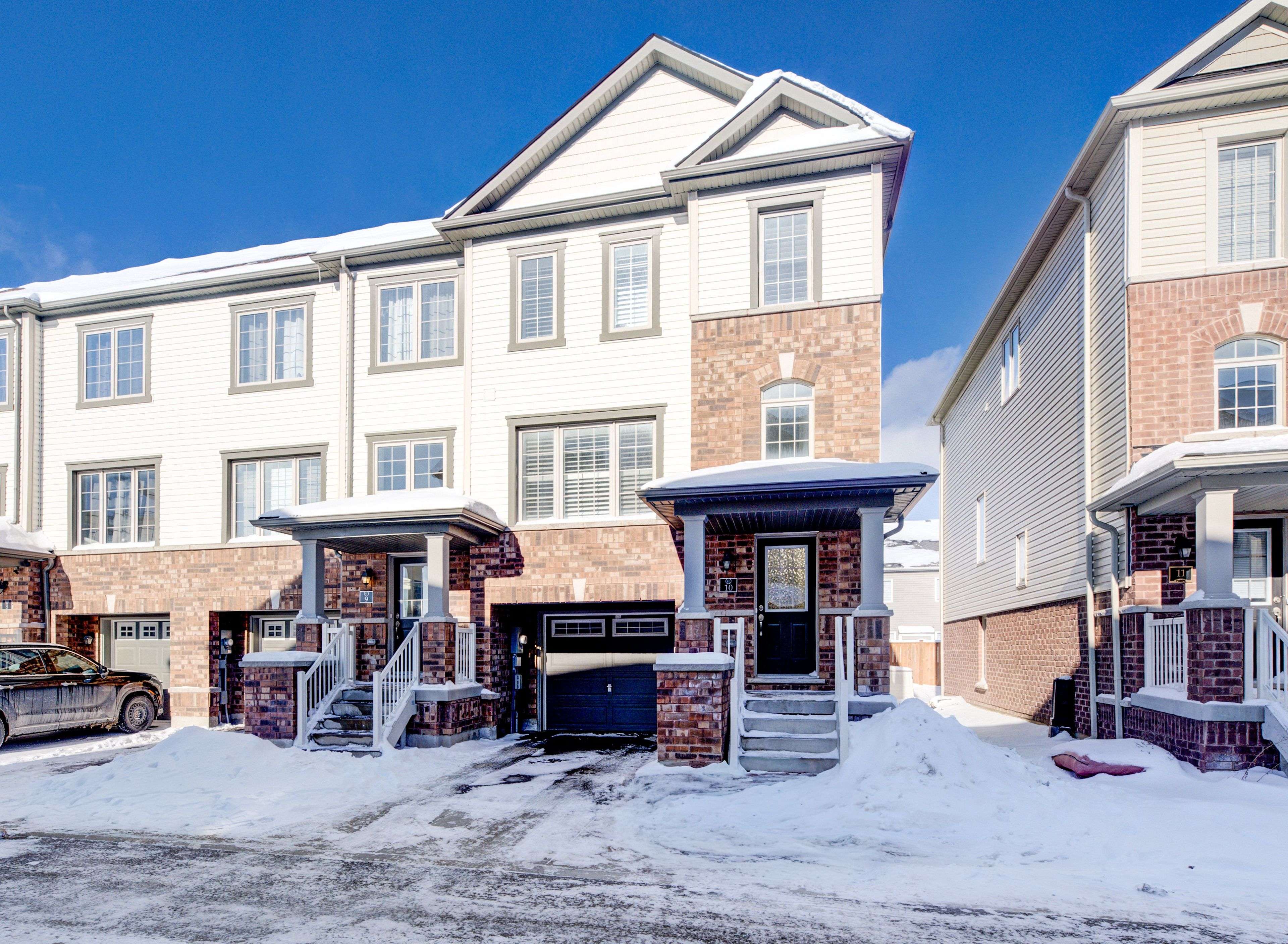 Cambridge, ON N3H 0E4,755 Linden DR #10